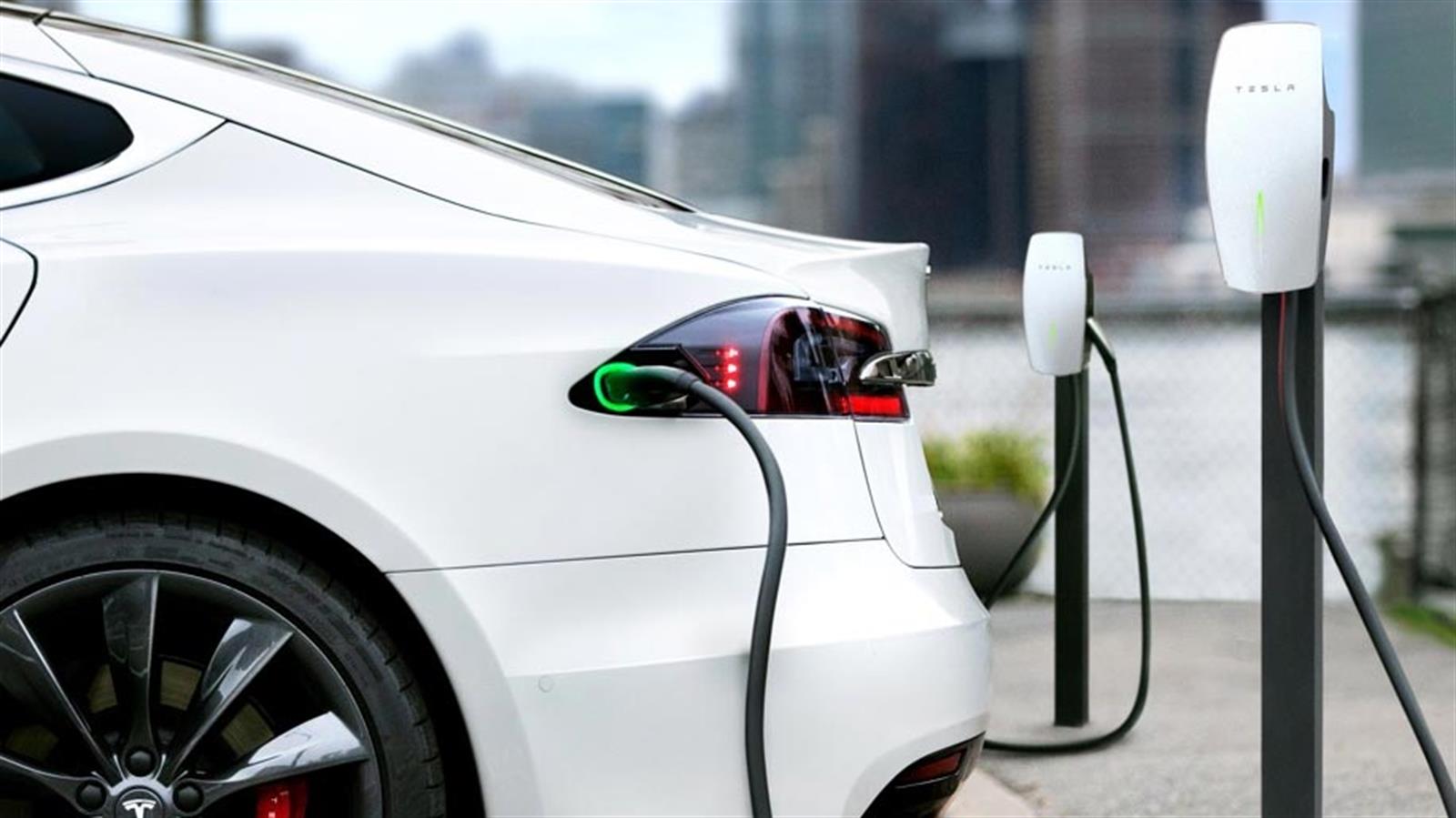 調查發現電動車滿意度極高 99%用家不再考慮燃油車